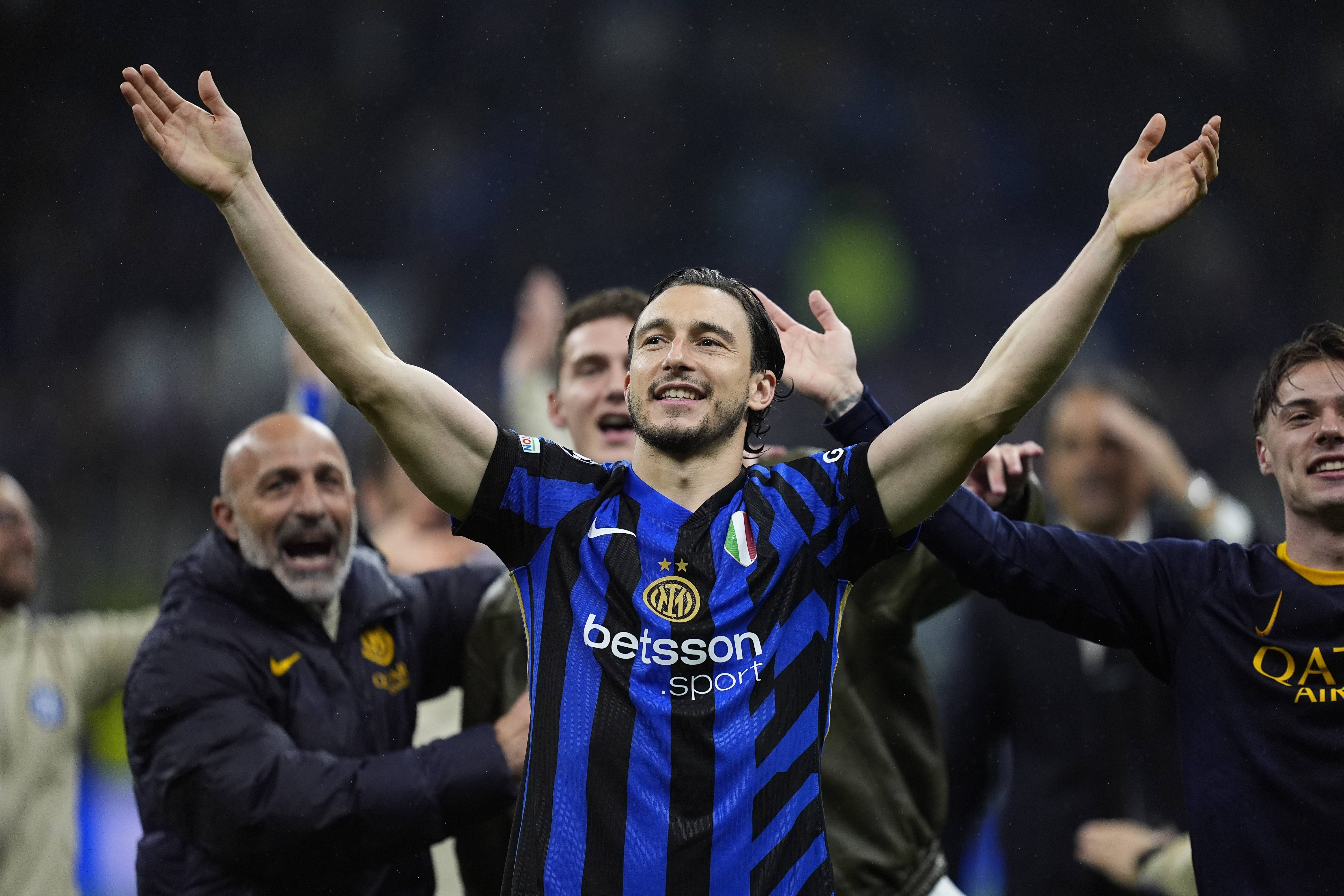 世俱杯官网-瓦伦西亚险胜晋级,实现欧冠冠军梦想初步实现