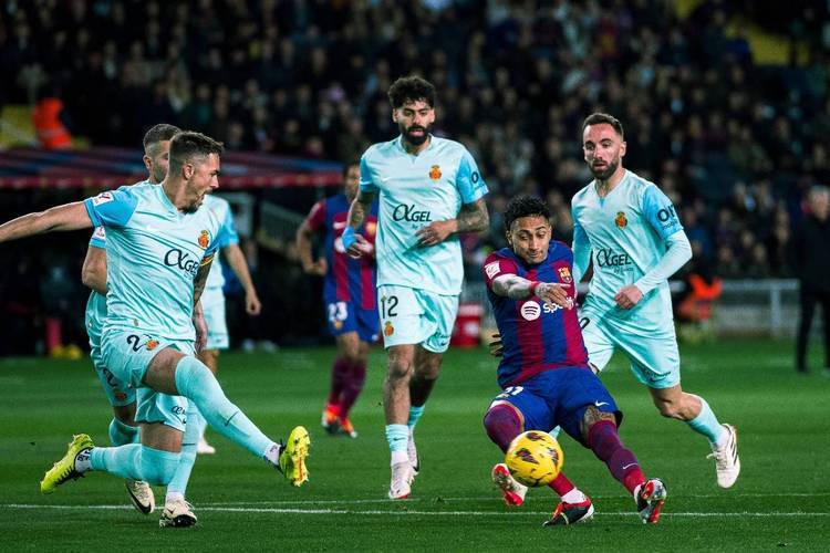 巴塞罗那顽强逆转，晋级下一轮