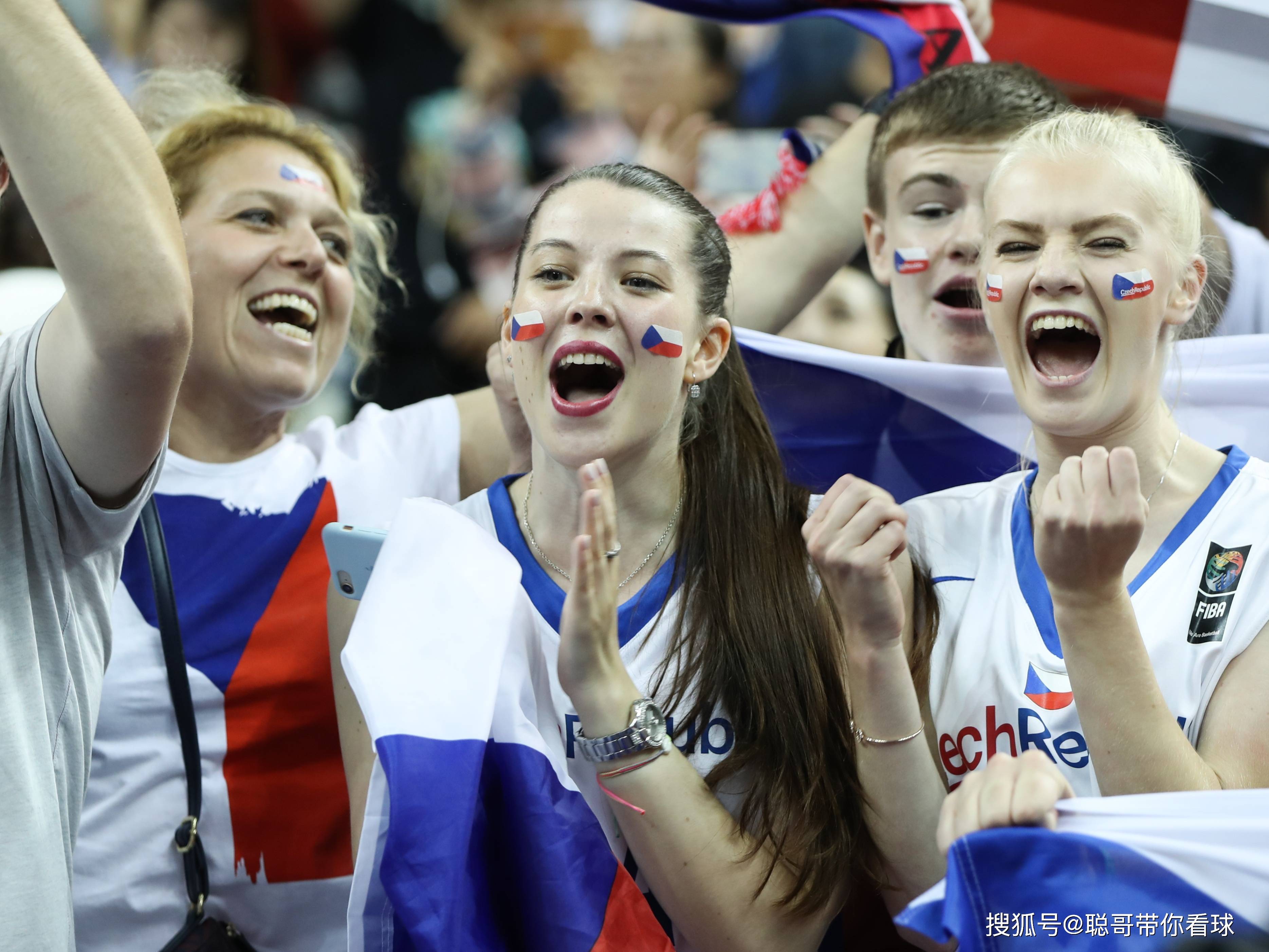 精神抖擞：欧国联赛中的勇士之战