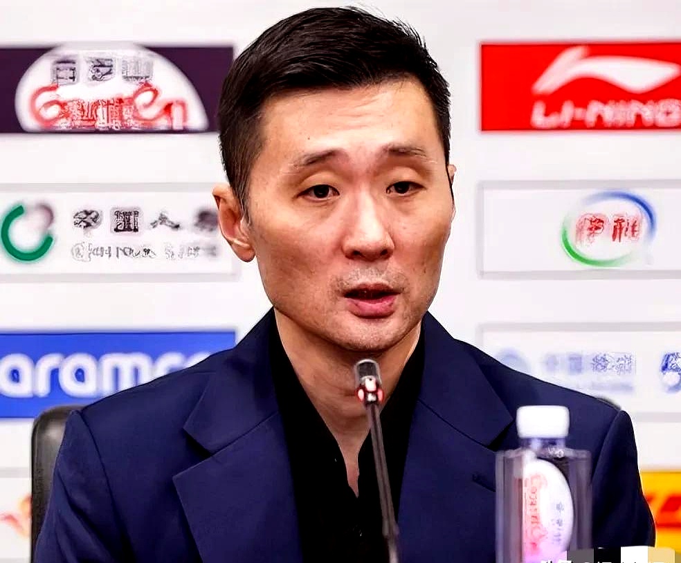 包含慕尼黑1860俱乐部暂时失去头把交椅,球迷情绪低迷的词条 包含慕尼黑1860俱乐部暂时失去头把交椅,球迷情绪低迷的词条