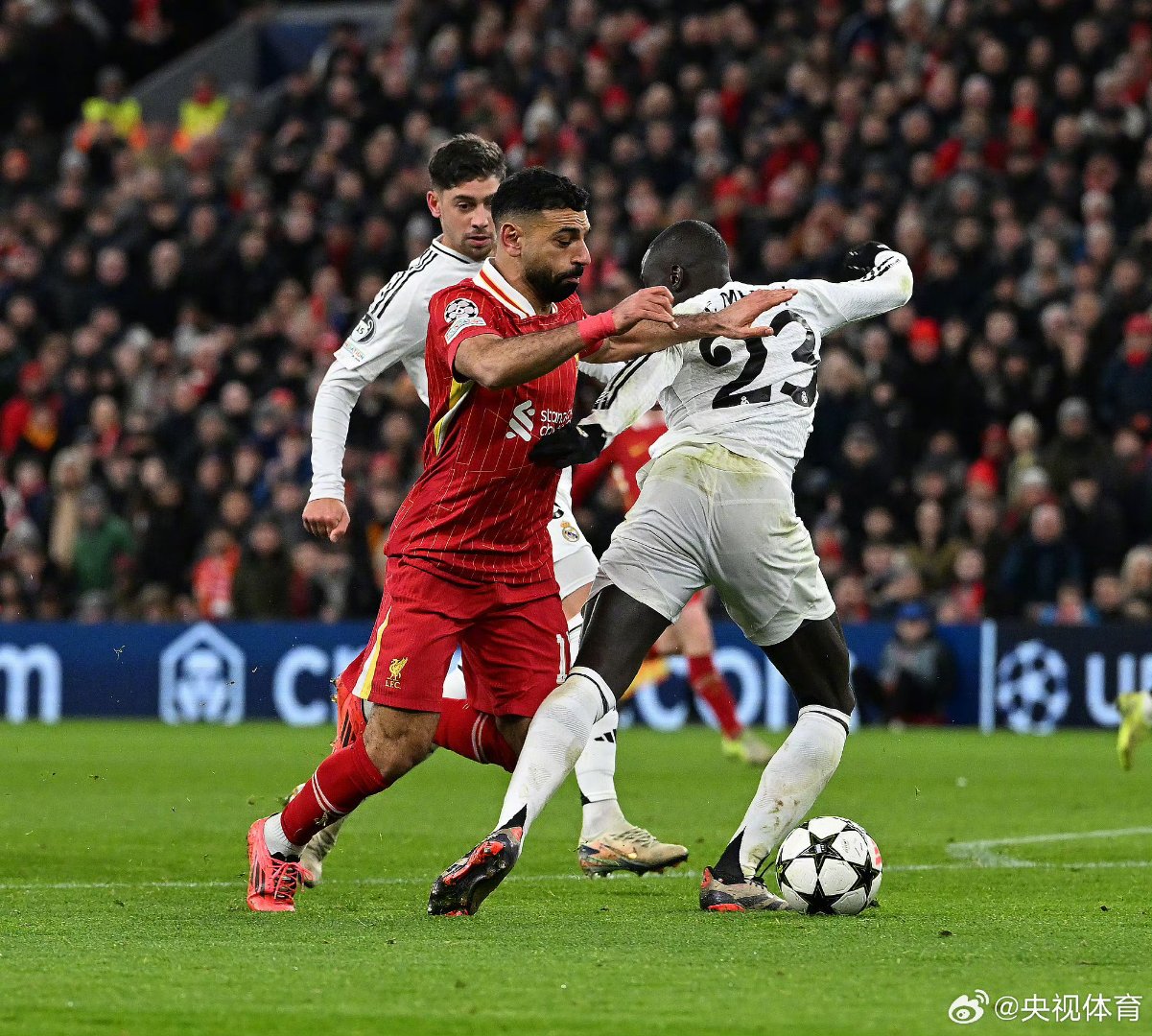 利物浦客场不敌伯恩利，连胜势头遭遇阻击