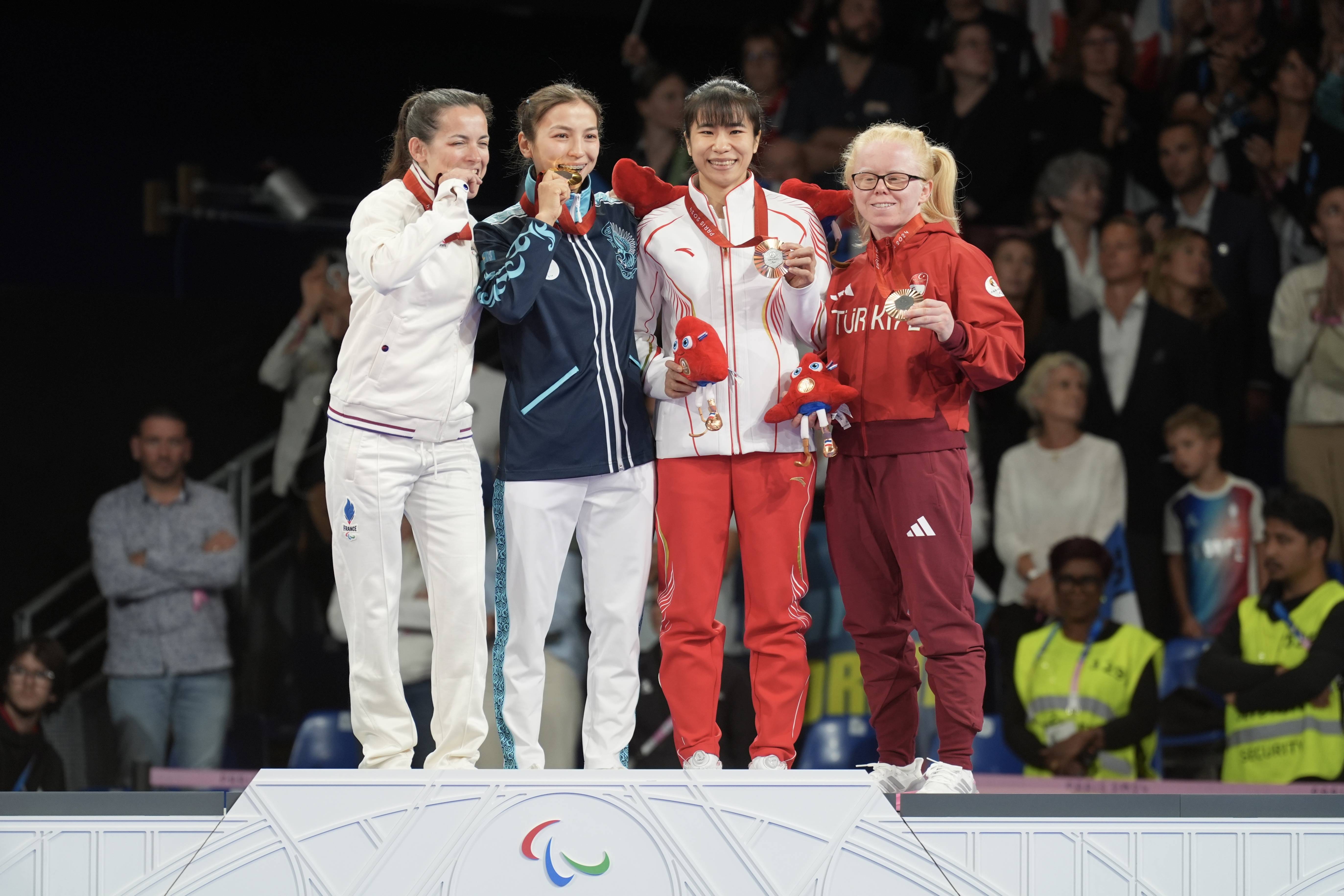 世俱杯分组-柔道女子公斤级：蔡金英夺金