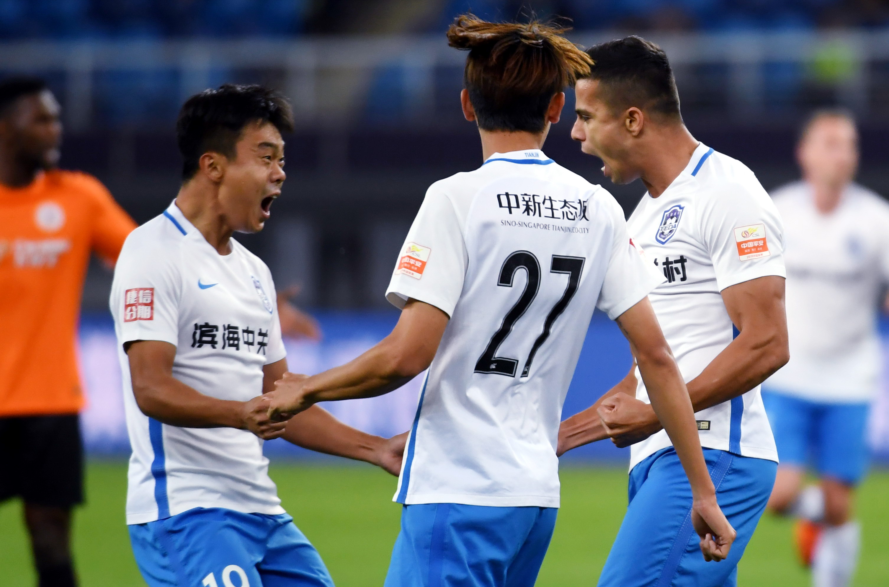 泰达主场助济被维拉卡级,泄皇宅队建平 泰达主场助济被维拉卡级,泄皇宅队建平