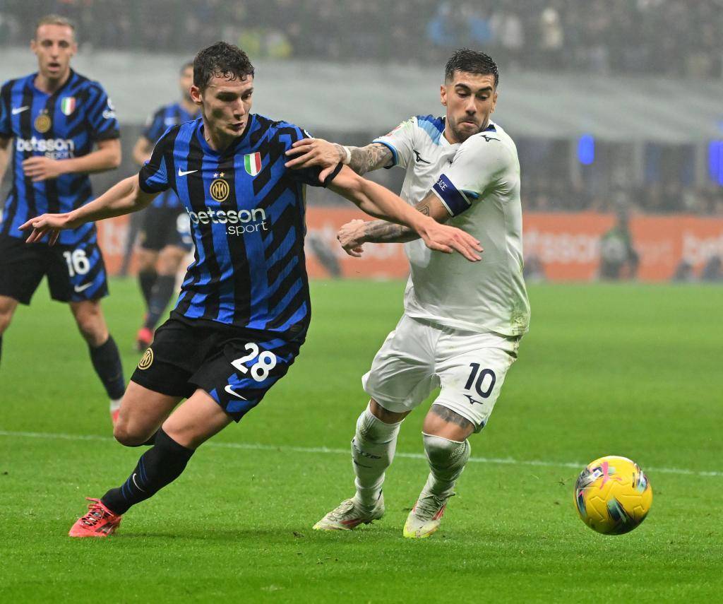 世俱杯时间-意大利经典对决：拉齐奥2-2和那不勒斯，难解难分