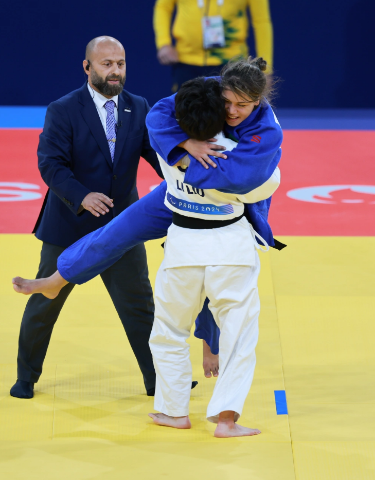 世俱杯冠军-瑞士选手在柔道比赛中取得了巨大成功