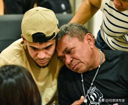 世俱杯决赛-诺阿未能回归，小牛坚持锋线镇守调整机会无限的简单介绍