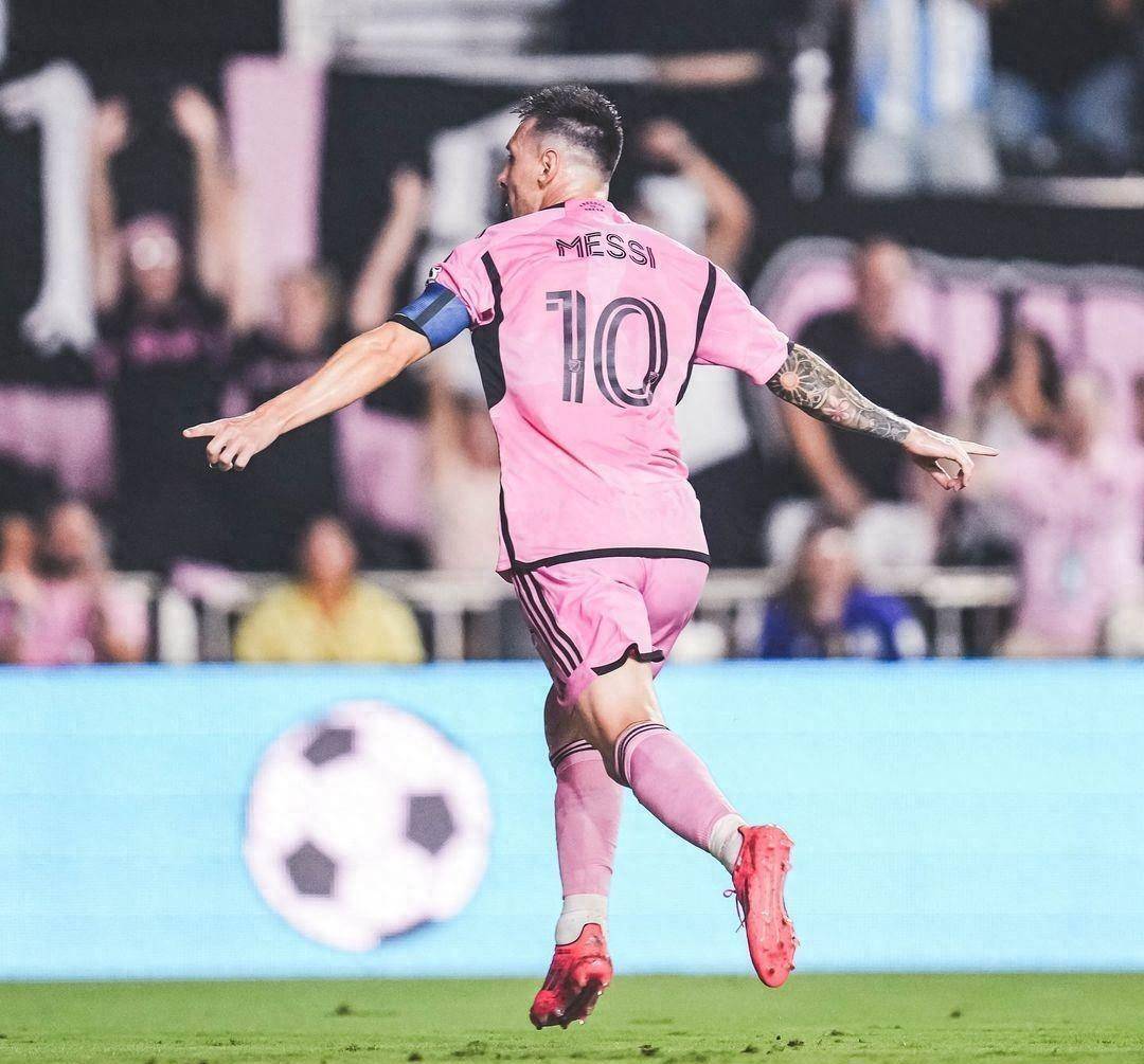 希腊队冲击世界杯，努力争取晋级机会的简单介绍