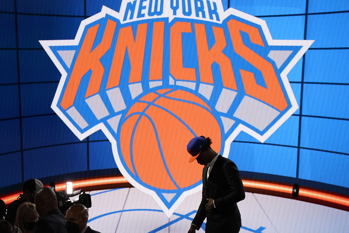 关于开拓者主场告捷，豪取四连胜的信息