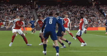 激战连连，精彩回合让球迷大呼过瘾