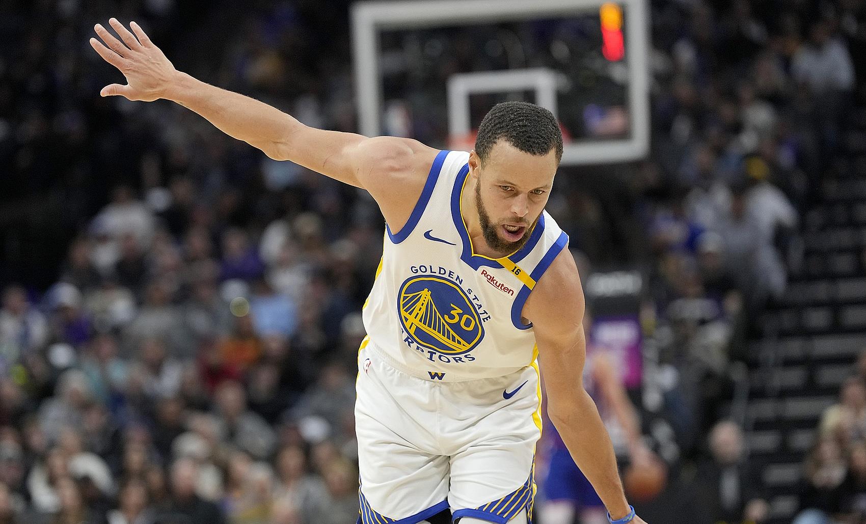 世俱杯分组-勇士队新赛季意外连败，库里状态低迷