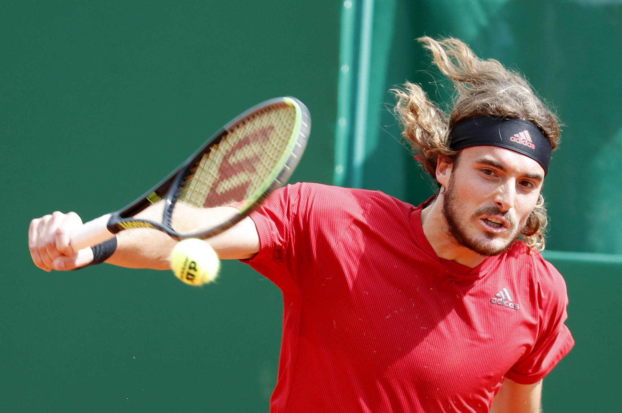 世俱杯奖金-澳网碾压拉沃尔杯，西西帕斯统治全场