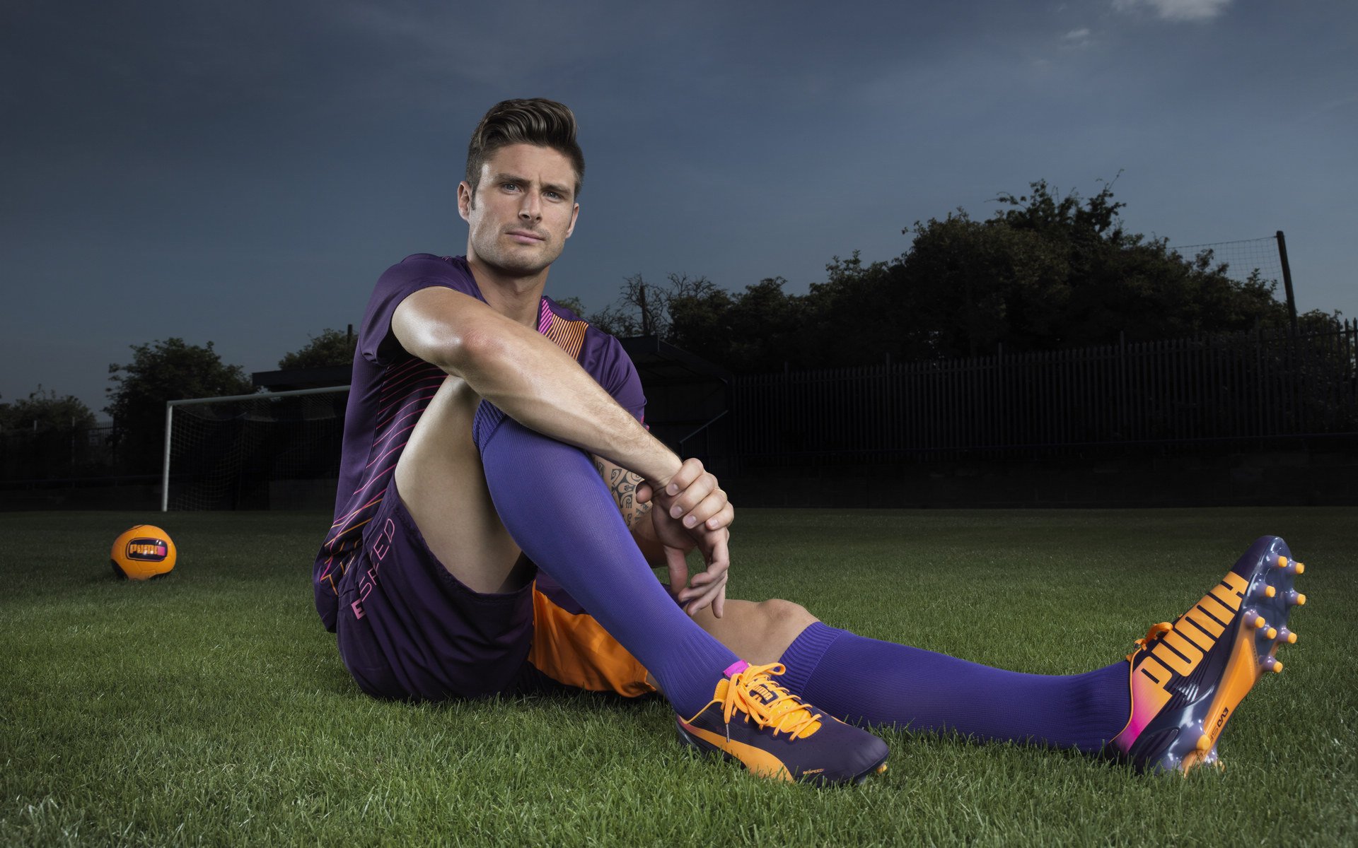 指挥家的独奏夜，乔治以节奏为刃，深圳攻克广厦铁壁